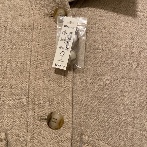Madewell button down jacket - Picture 2 of 3